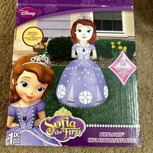 Disney 3.5' Airblown RARE Sofia the First Lighted Holiday Yard Inflatable